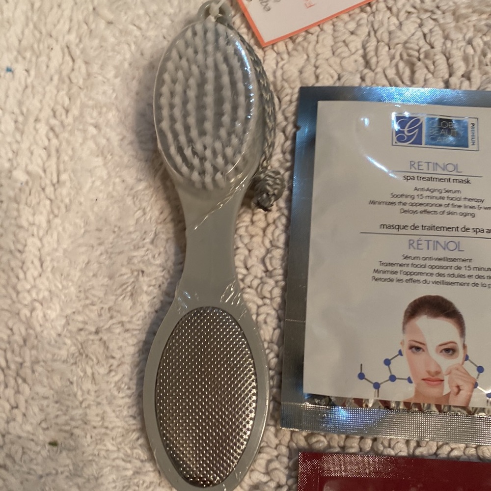 Facemask bundle!! - Picture 11 of 11